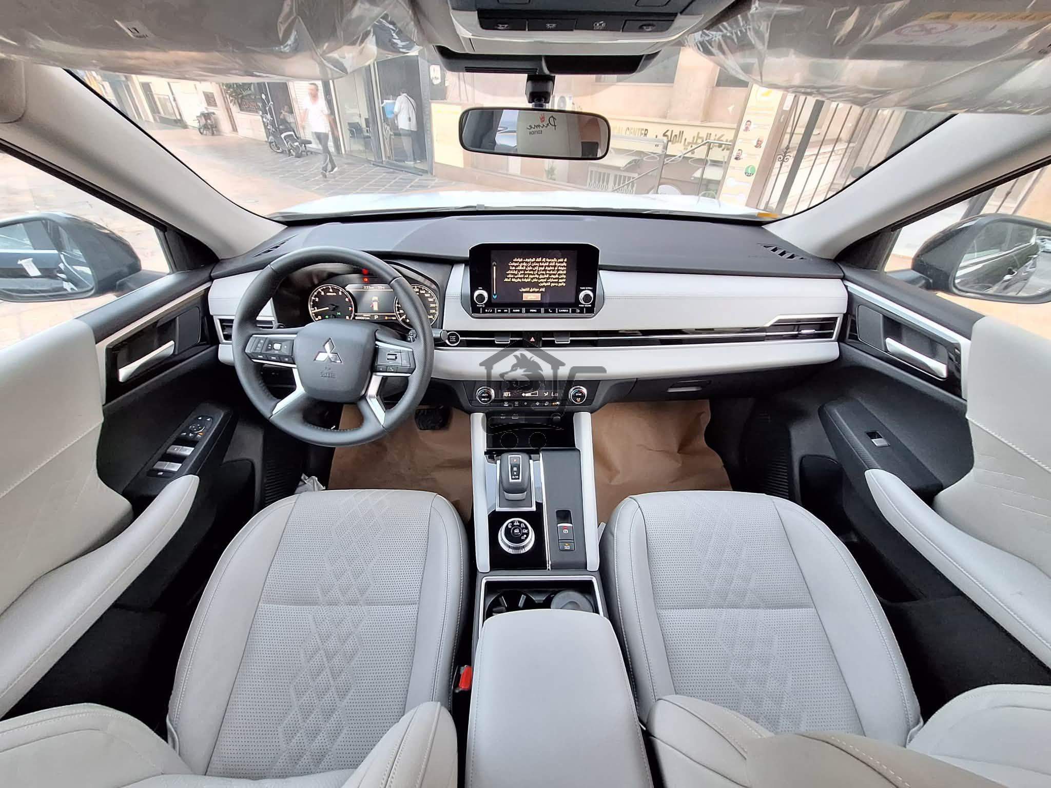 Mitsubishi Outlander Premier Edition - الصورة 6
