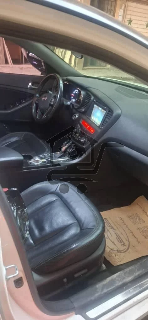 كيا اوبتما - الصورة 6