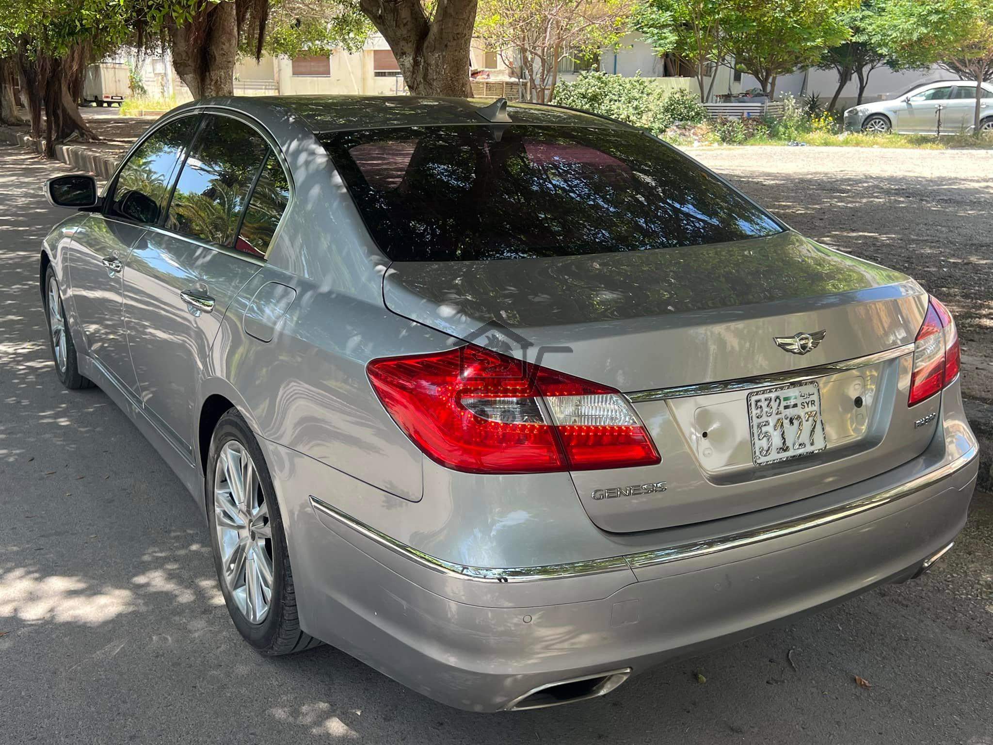 Genesis BH330 2012 - الصورة 2