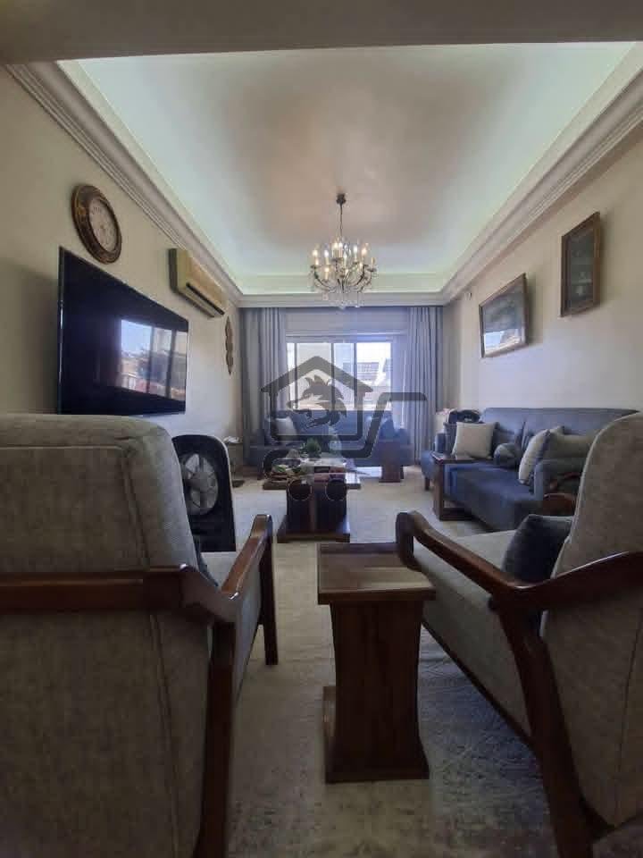 شقة سكنية للبيع - الصورة 1