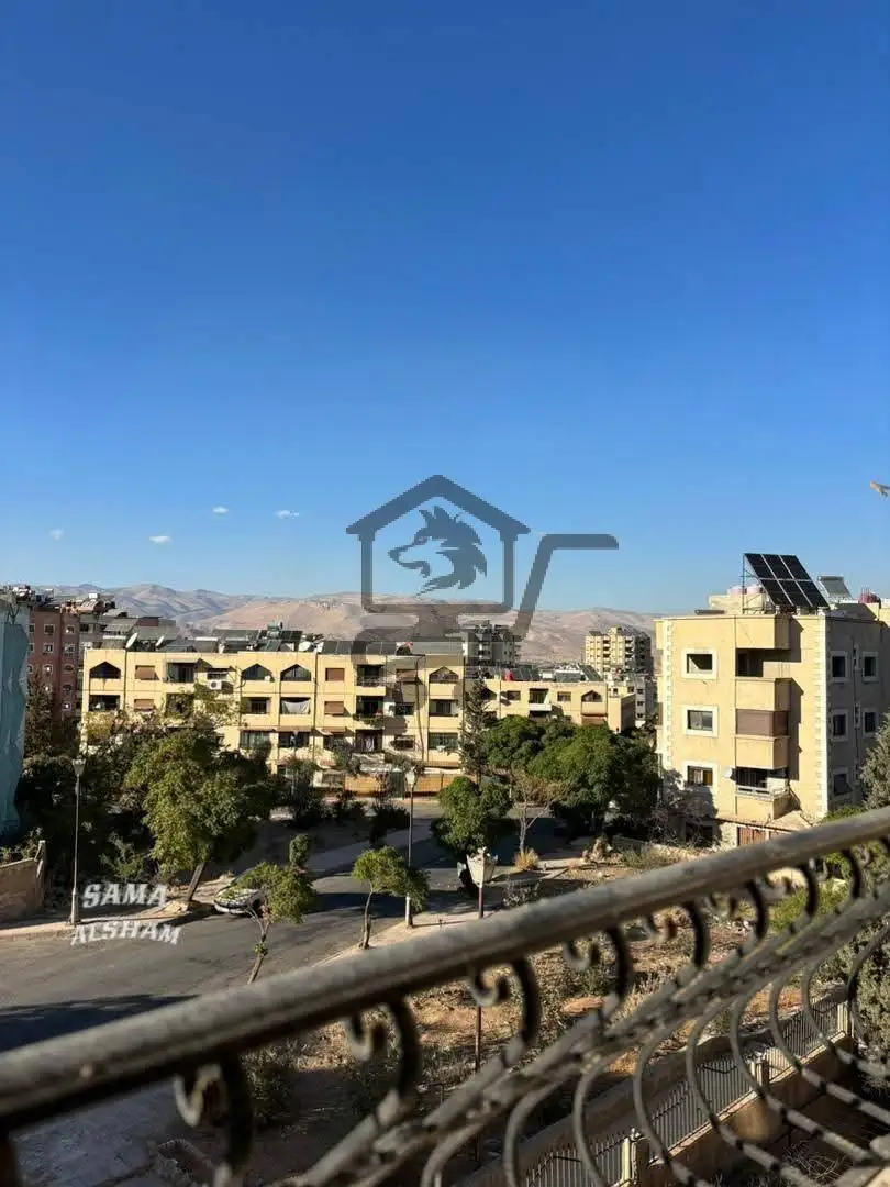 شقة سكنية بموقع مميز - الصورة 8