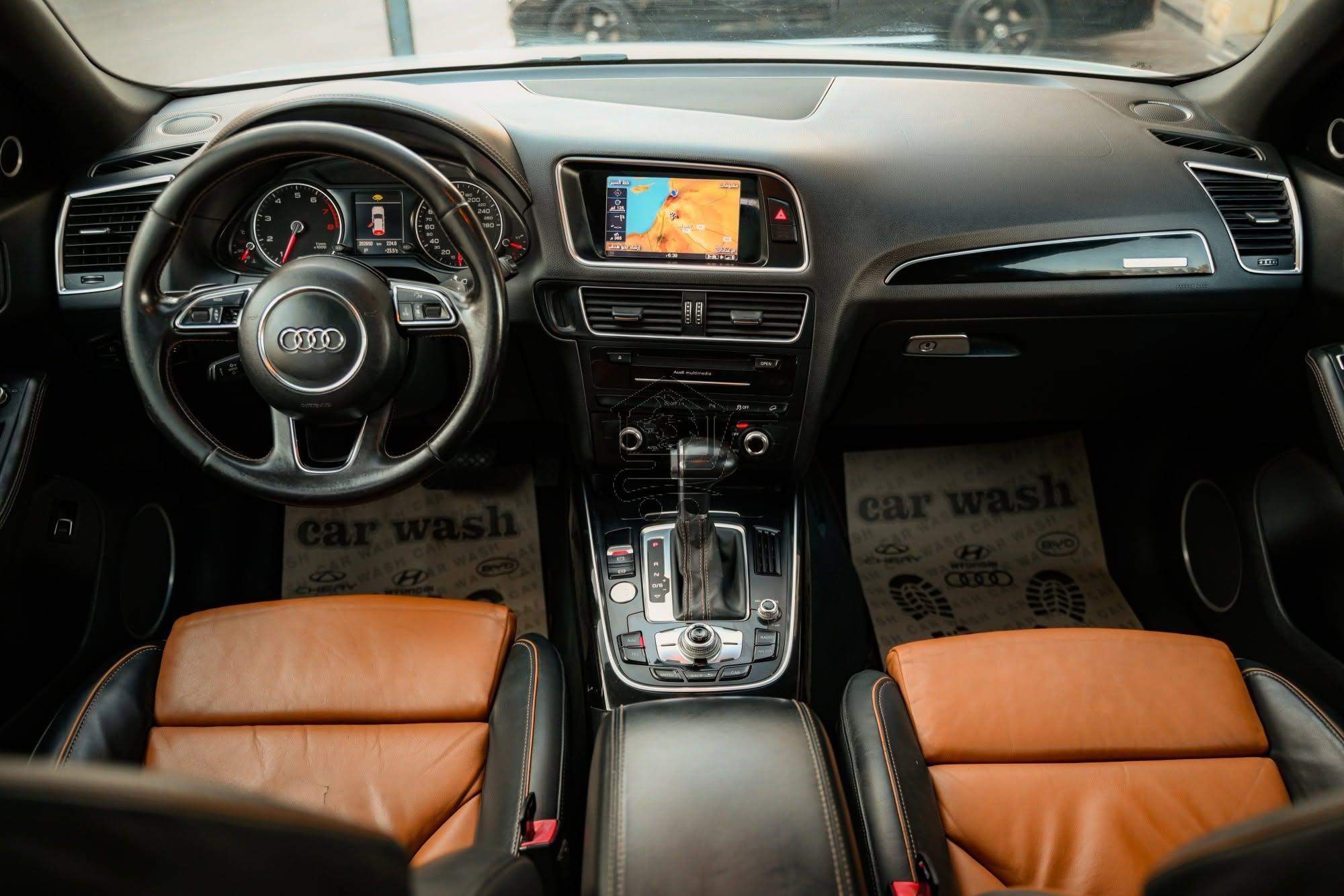 Audi Q5 S-Line - الصورة 7