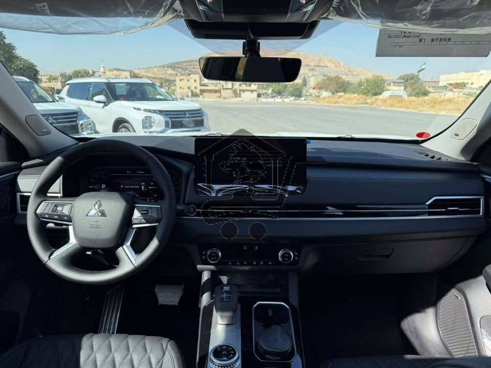 Mitsubishi - الصورة 3