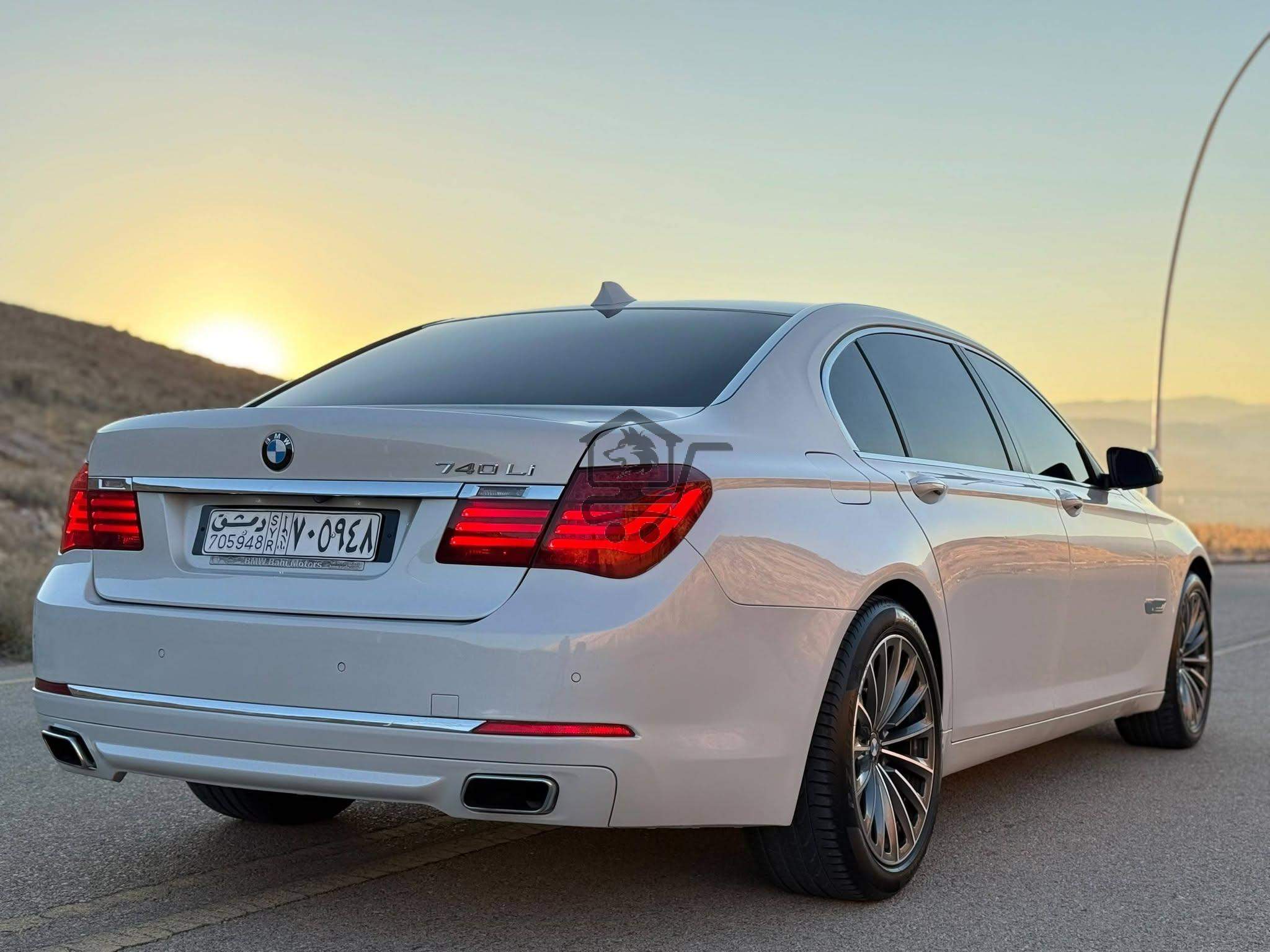 BMW 740Li 2010 - الصورة 4