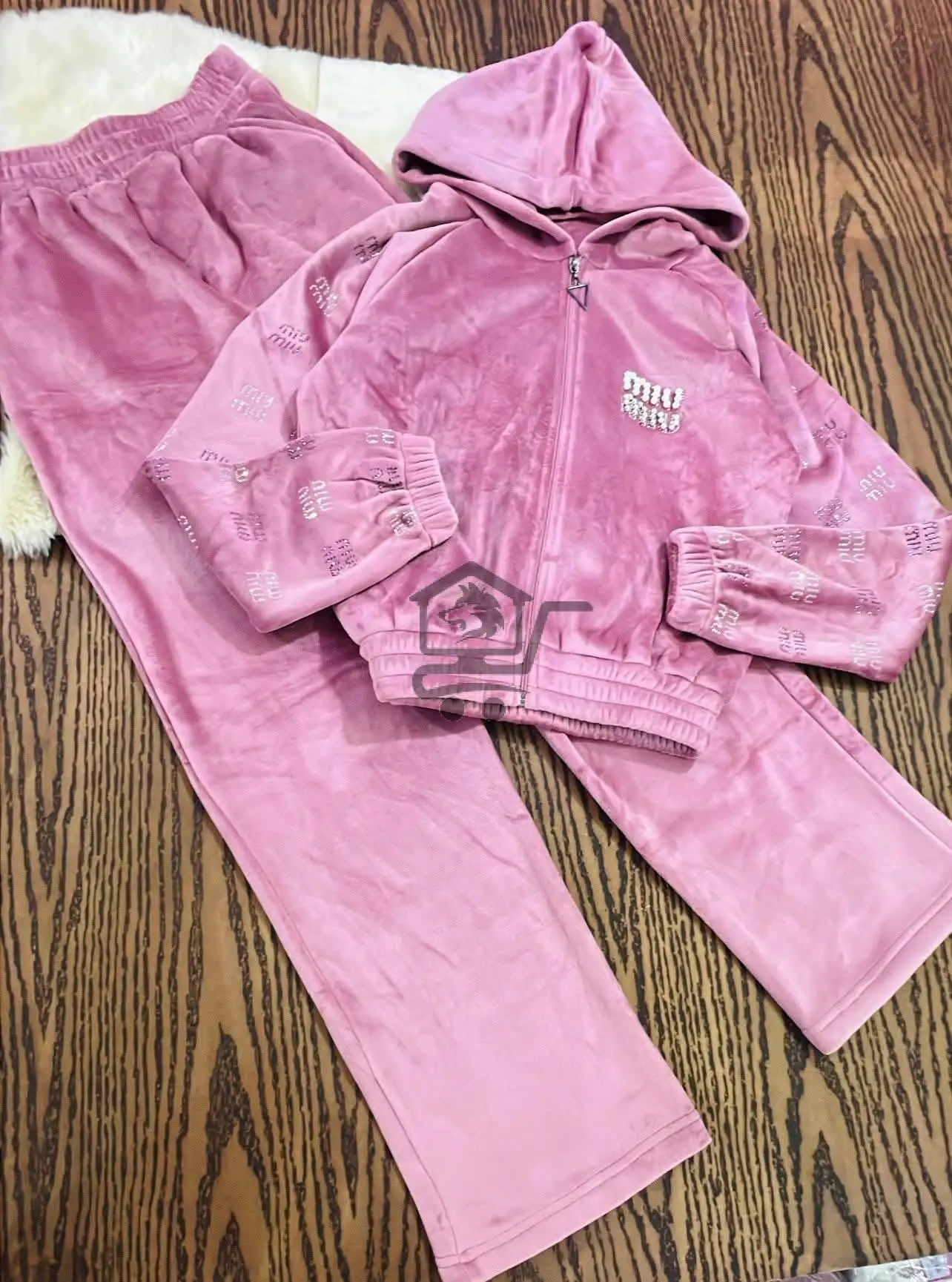 نعومة البيجامة من منوليا - الصورة 6