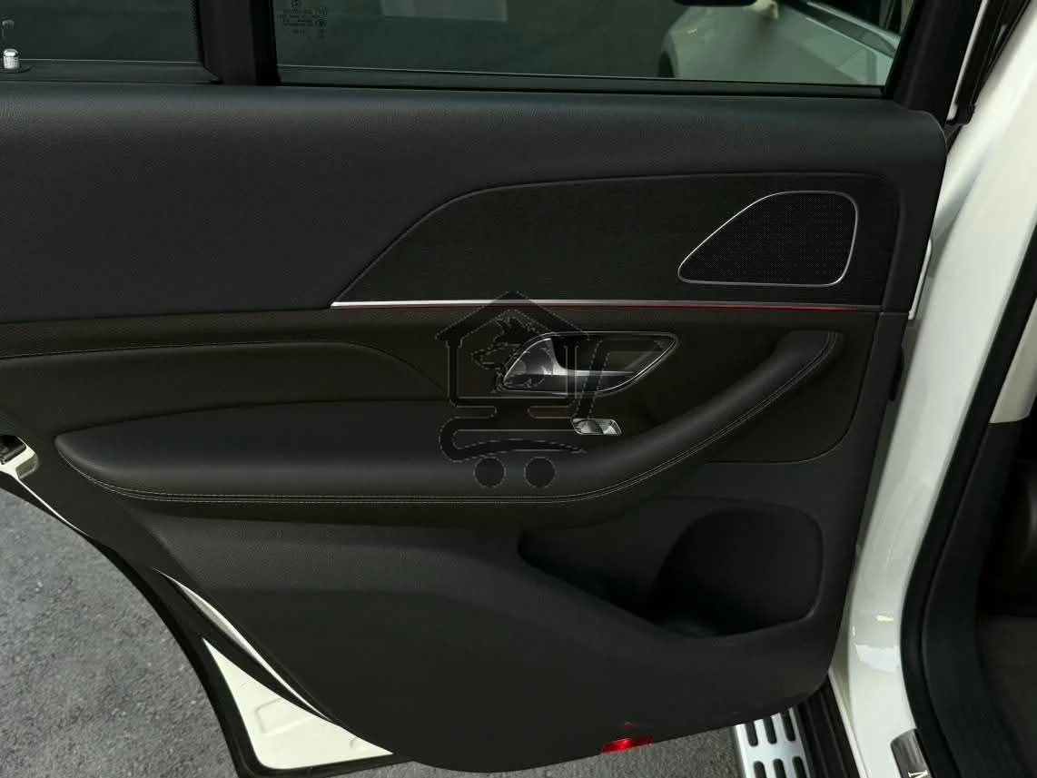 MERCEDES BENZ GLE 450 - الصورة 8