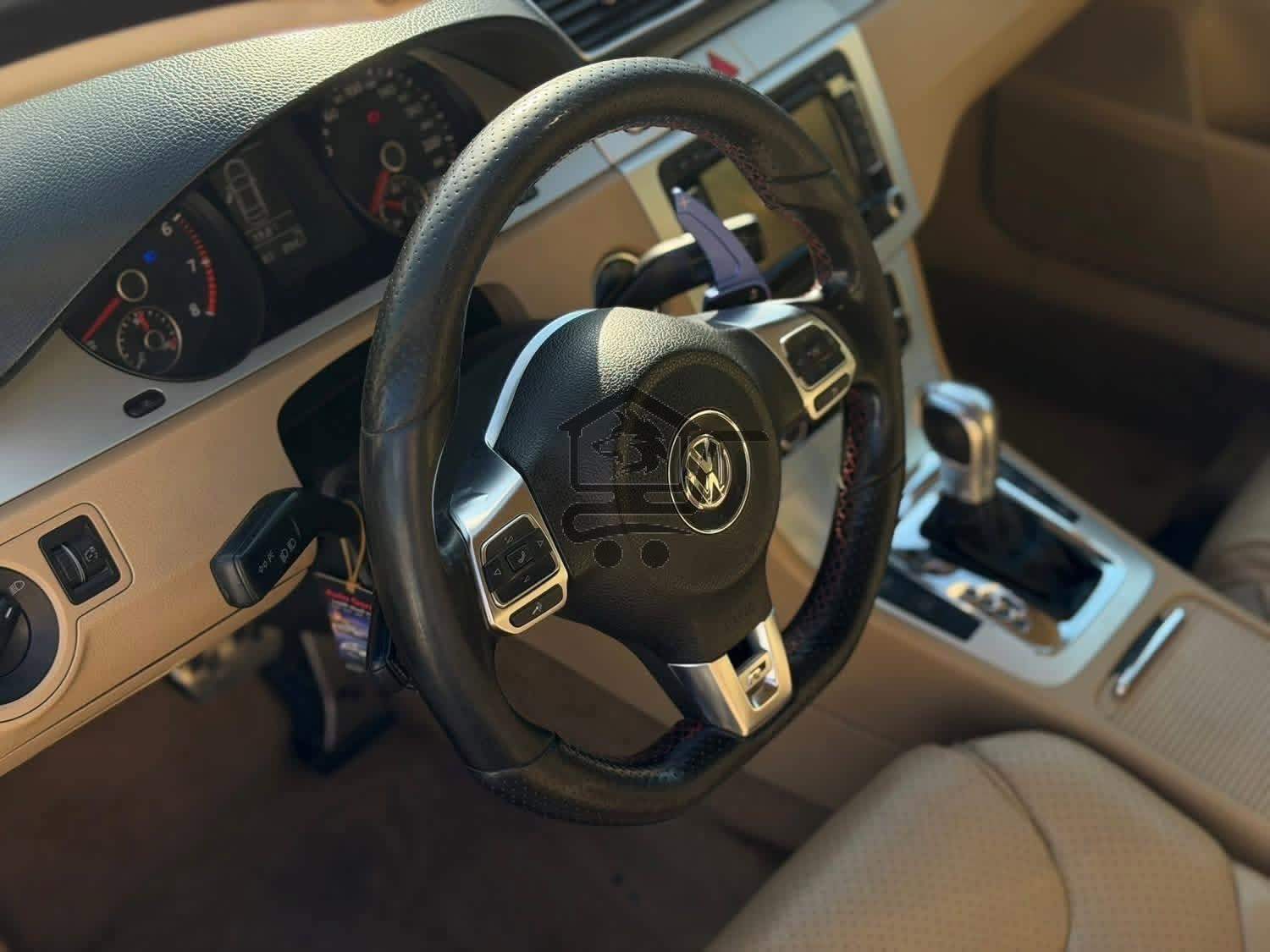 Volkswagen Passat R32 - الصورة 6