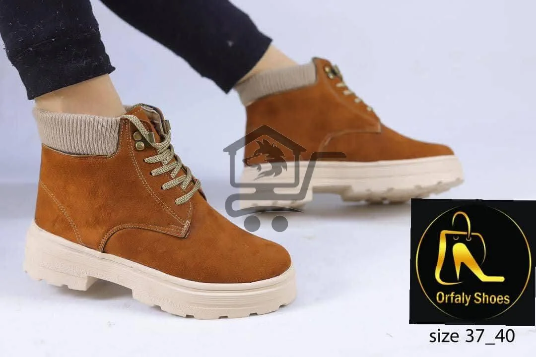 حذاء شتوي نسائي - الصورة 1