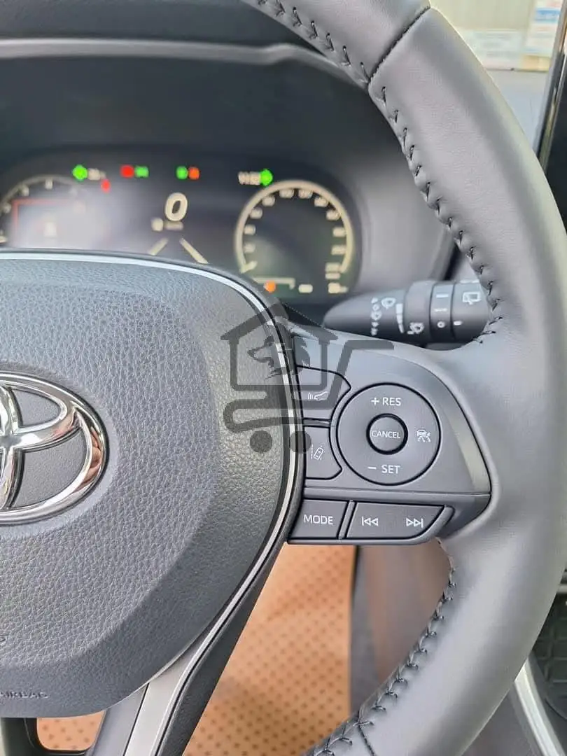 Toyota RAV 4 - الصورة 6