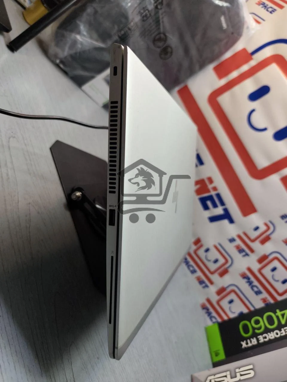 لابتوب HP بمعالج i7 من الجيل الثامن بكرت منفصل - الصورة 4