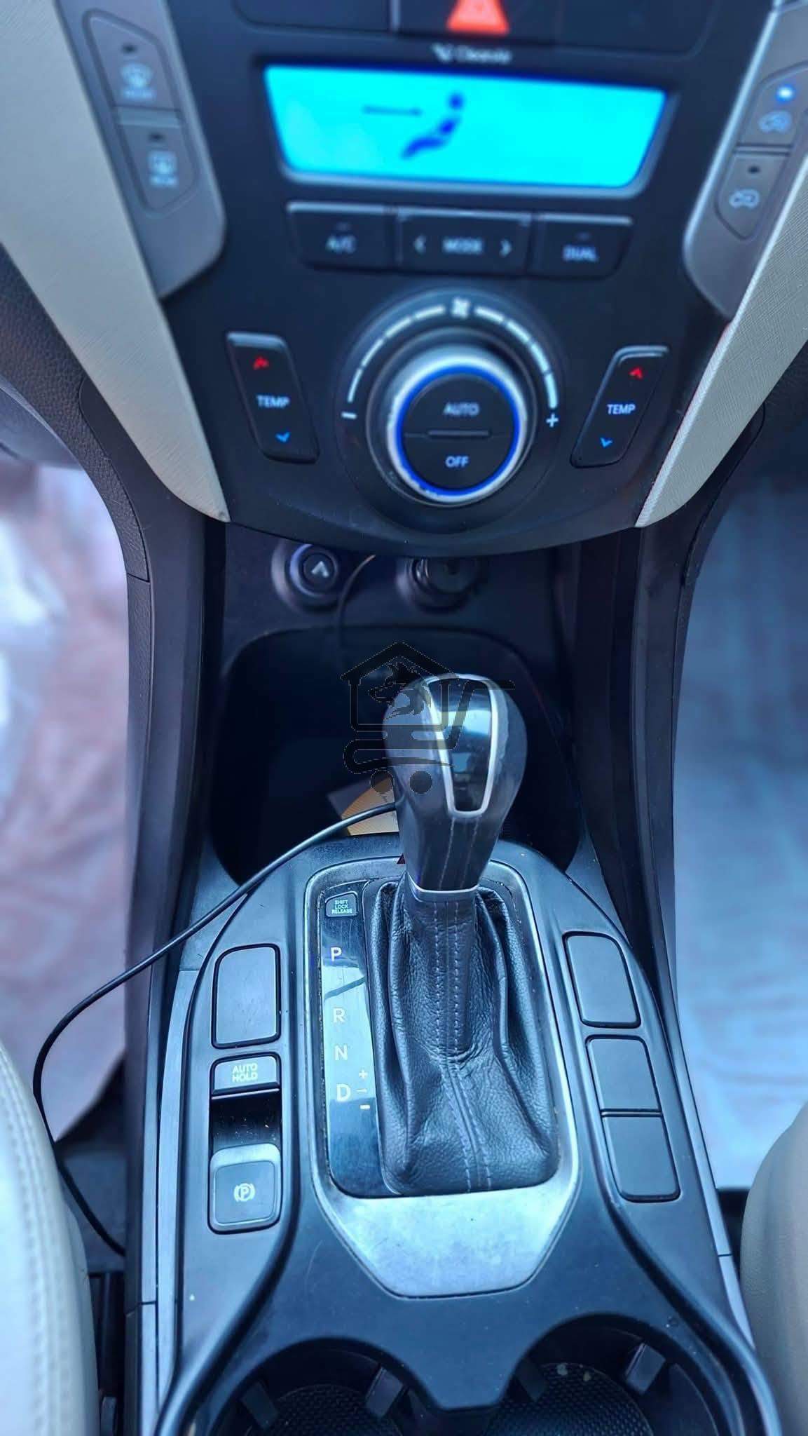 Hyundai Santafe DM - الصورة 6