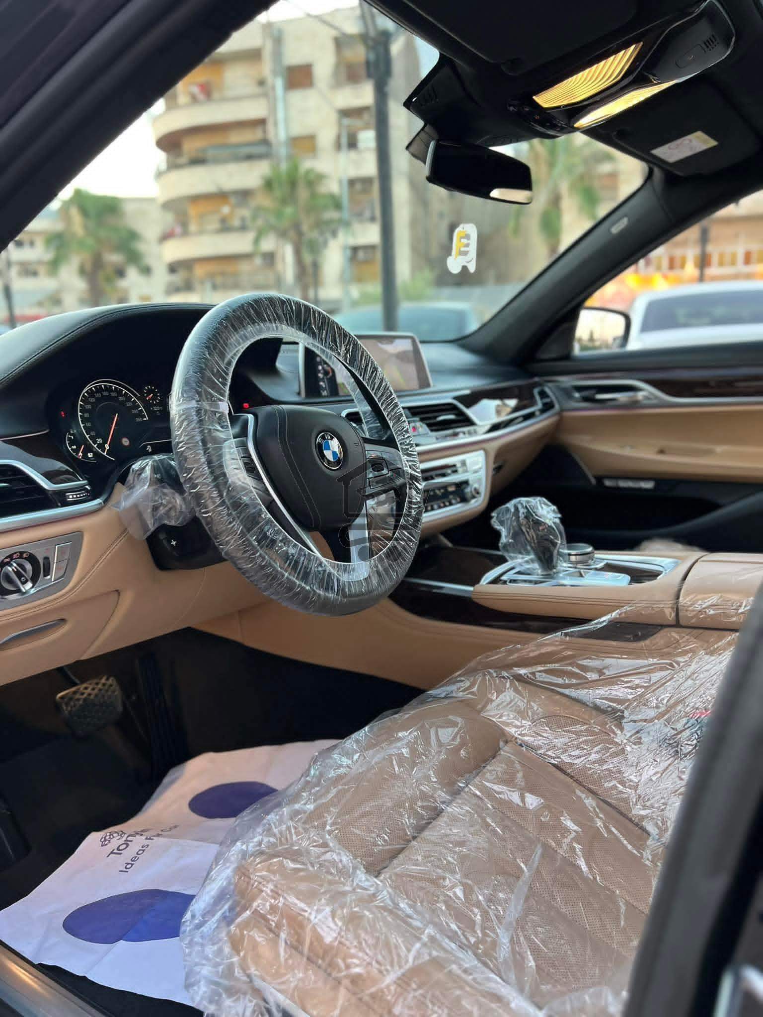 BMW 740 Li - الصورة 5