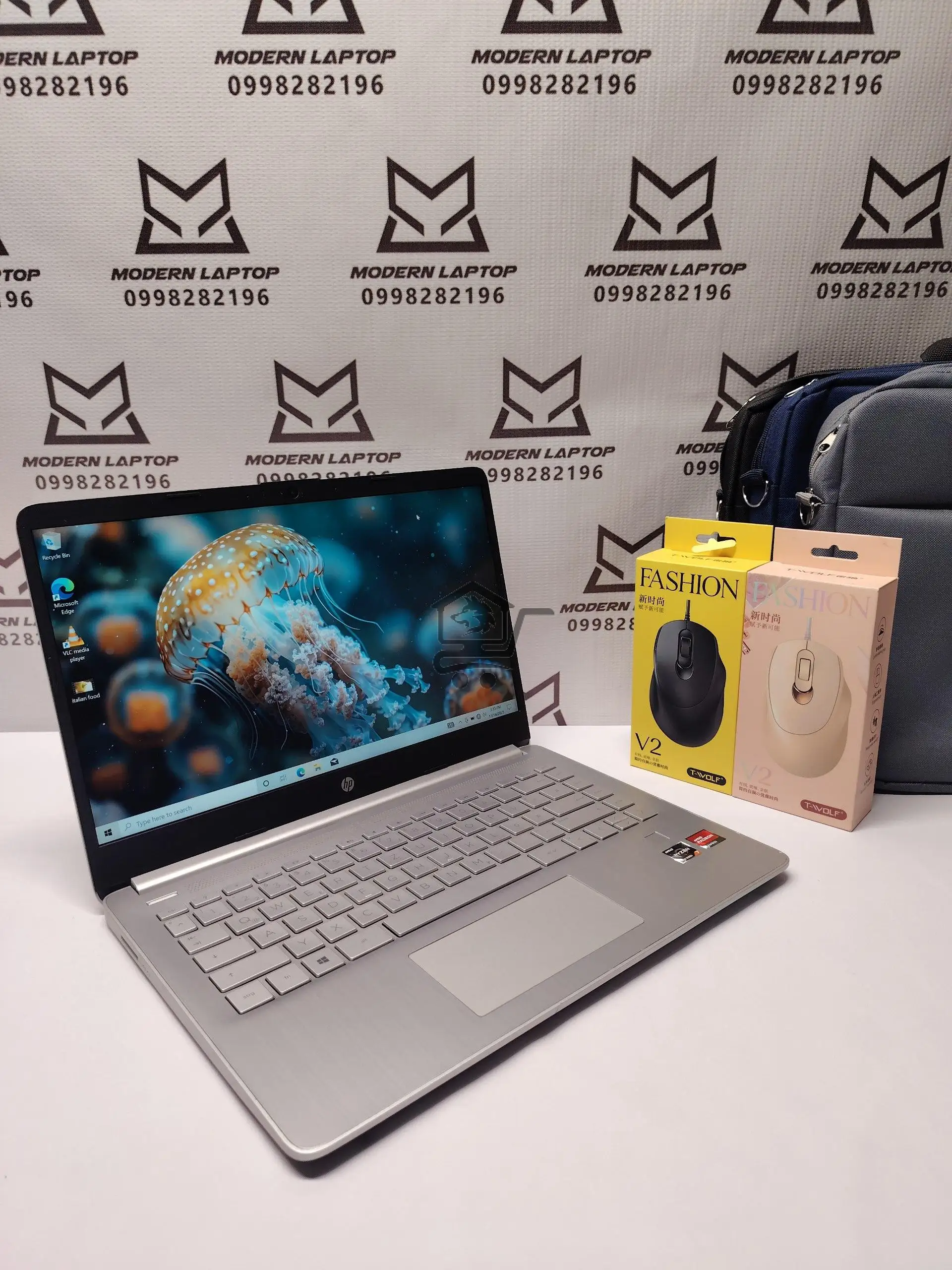 عرض لابتوب من شركة HP - الصورة 2