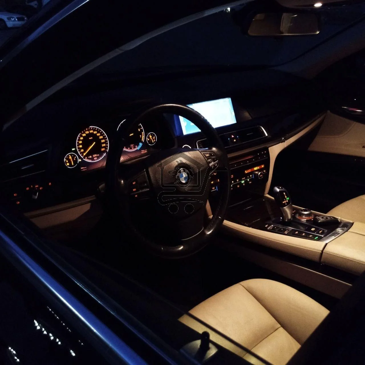 BMW 740li 2014 - الصورة 4