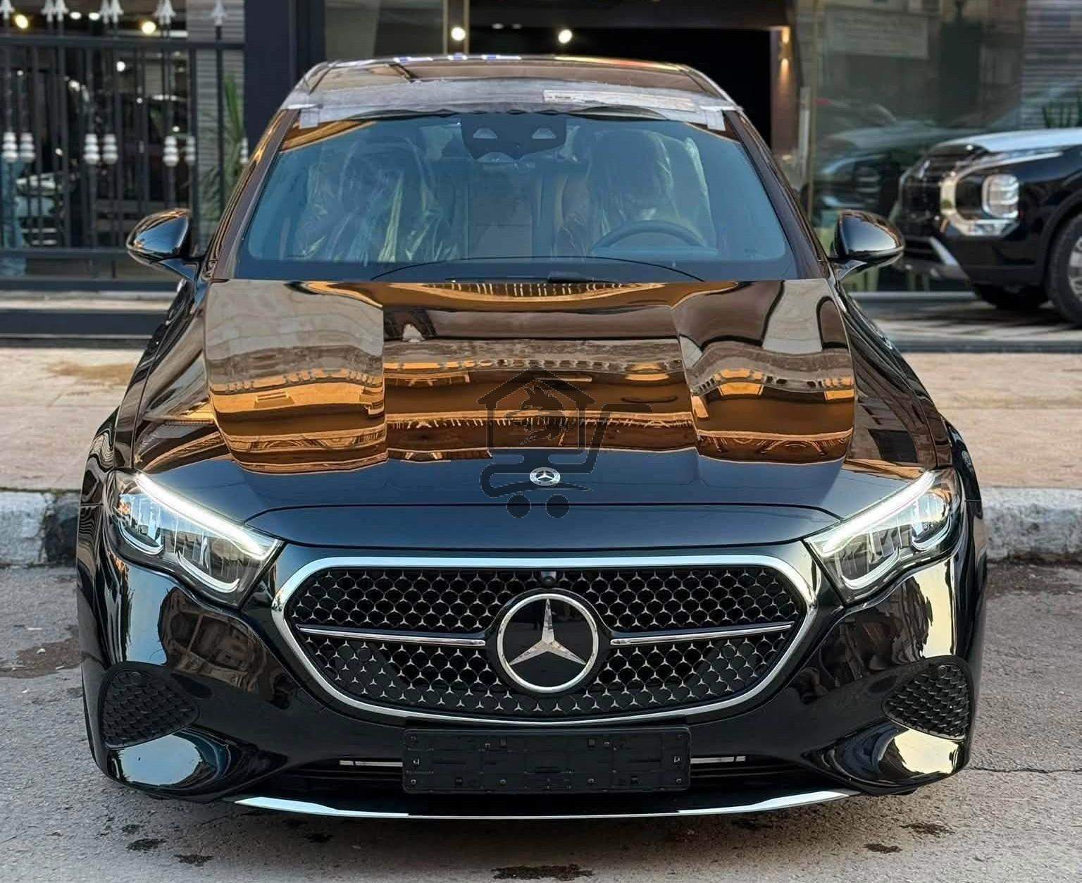 Mercedes-Benz E200 2026 - الصورة 1