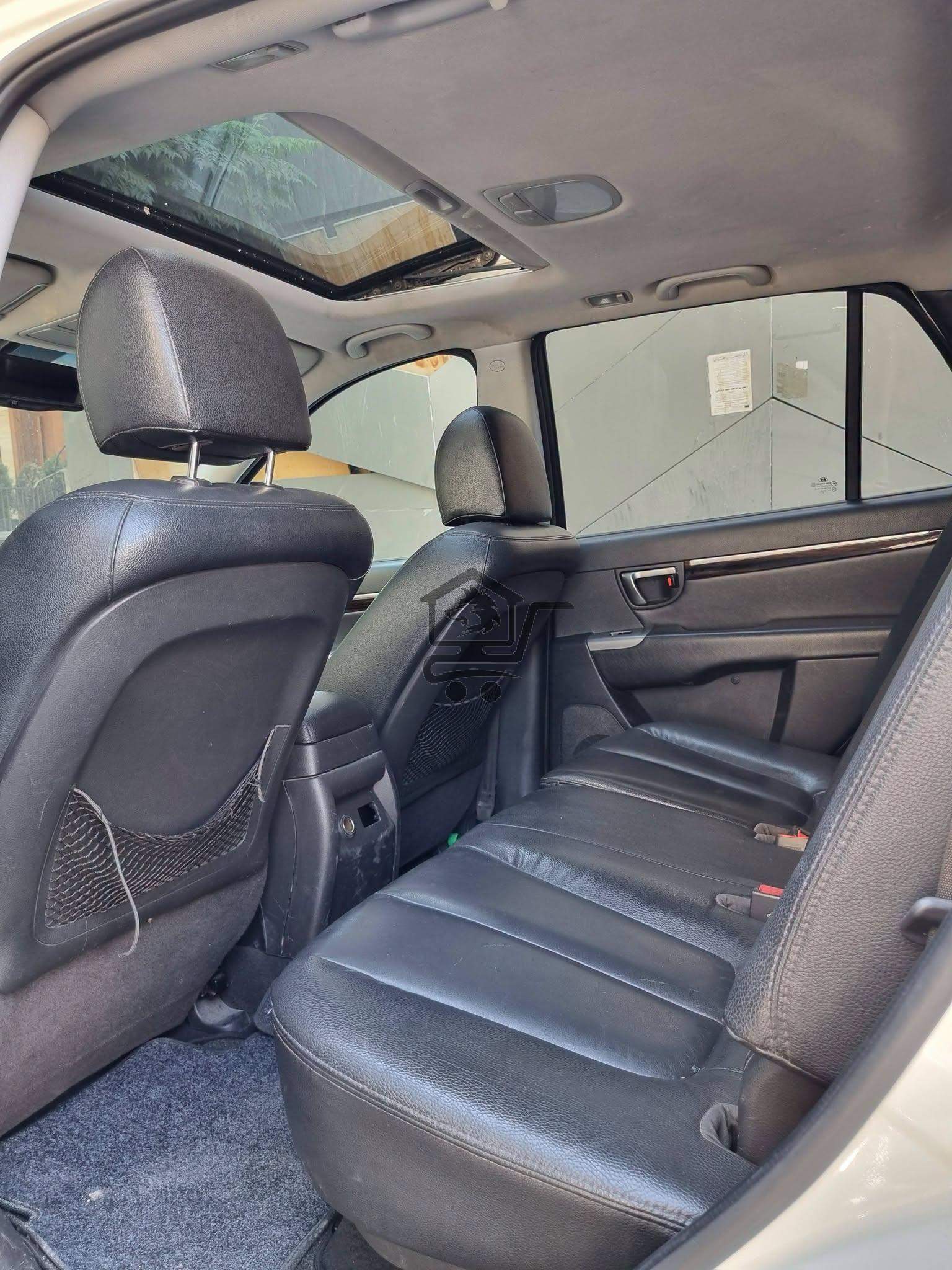 Hyundai Santafe 2010 - الصورة 8