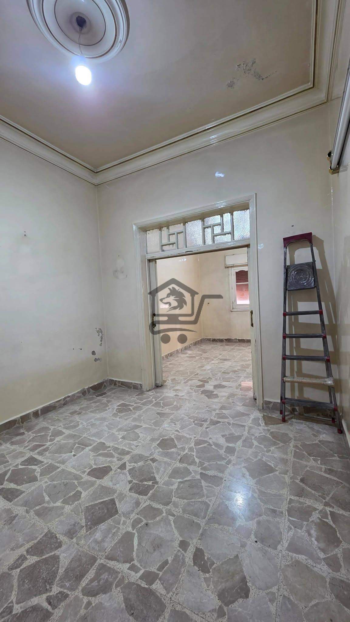 شقة سكنية بموقع مميز - الصورة 5