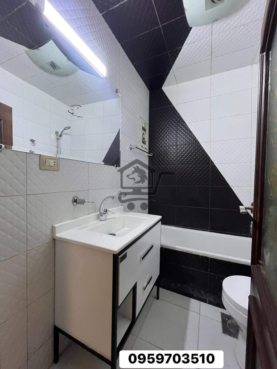 شقة بموقع مميز - الصورة 5