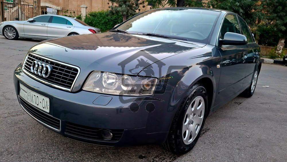 Audi A4 2003 - الصورة 2