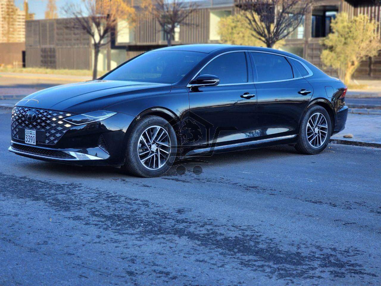 Hyundai Azera 2020 - الصورة 3