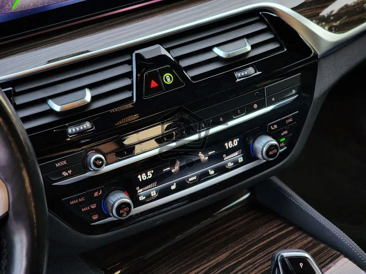 BMW 540 luxury line - الصورة 8