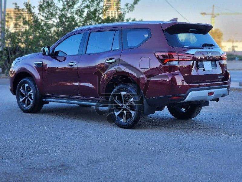 NISSAN XTERA PLATINUM - الصورة 4