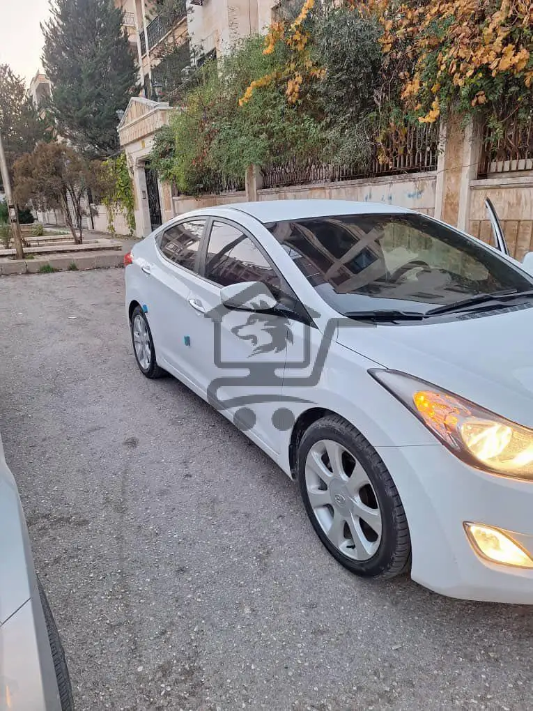 هونداي أفنتي  ٢٠١١ - الصورة 5