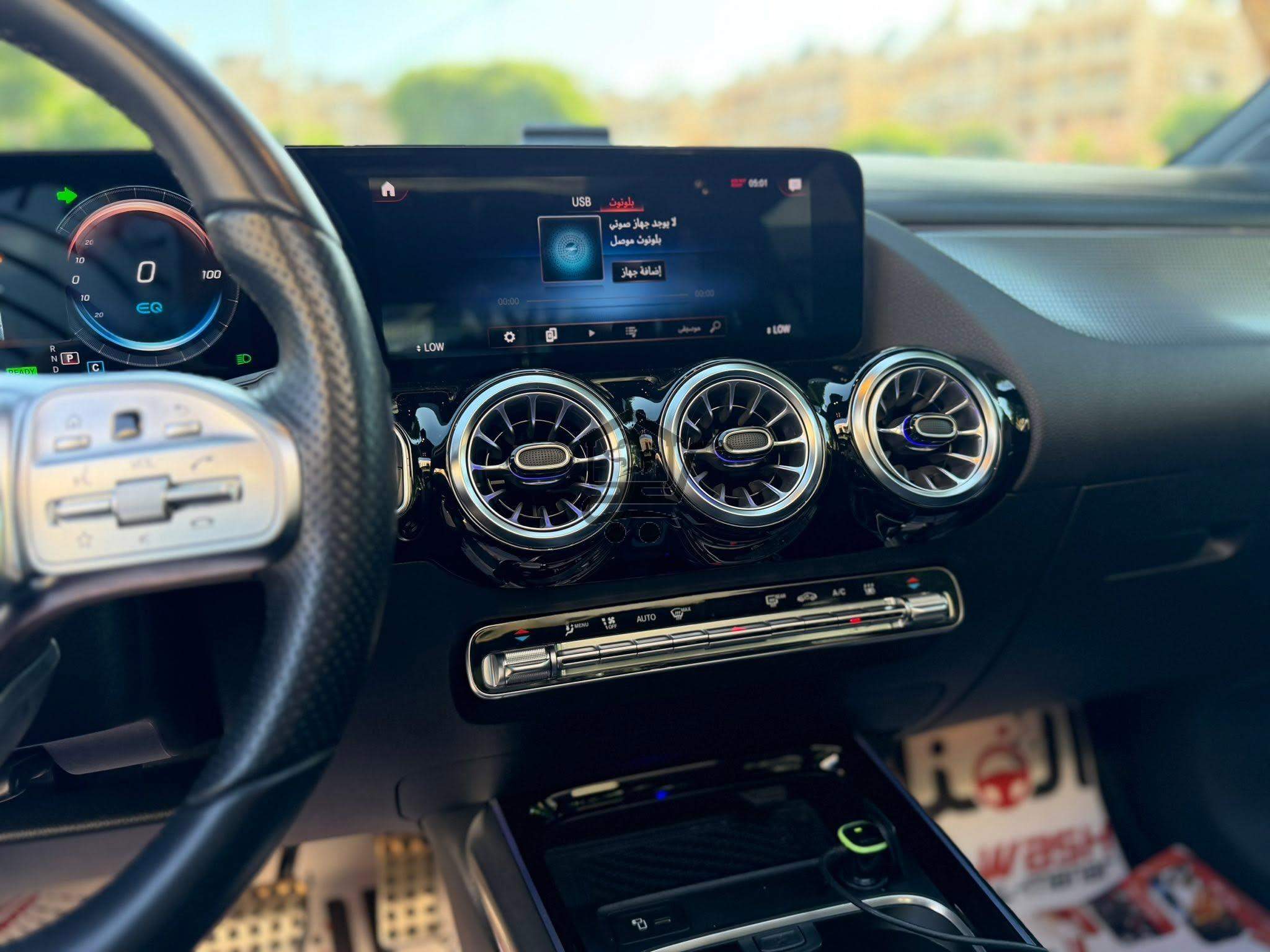 Mercedes-Benz EQA 250 - الصورة 9
