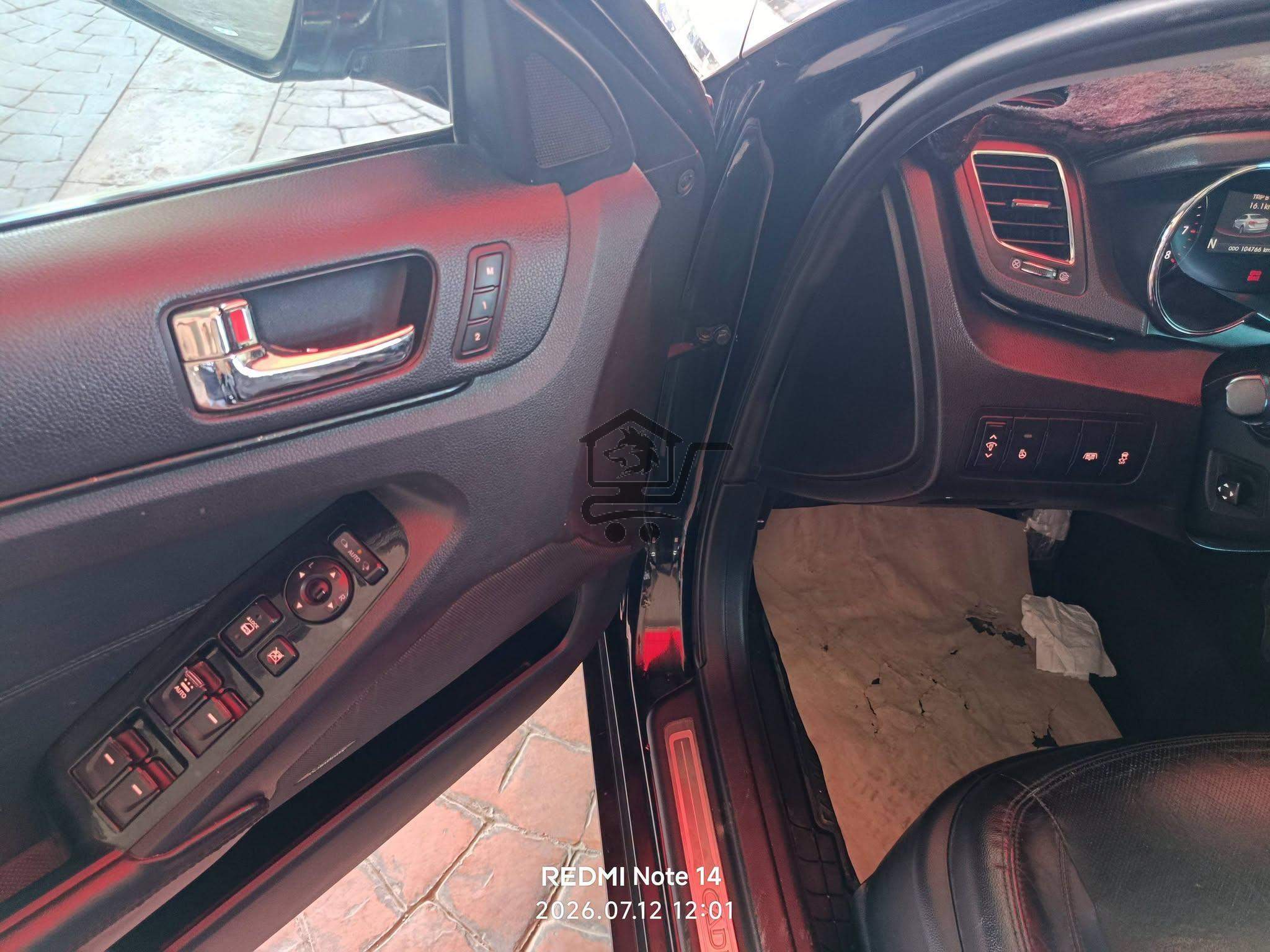 Kia K7 2011 - الصورة 9