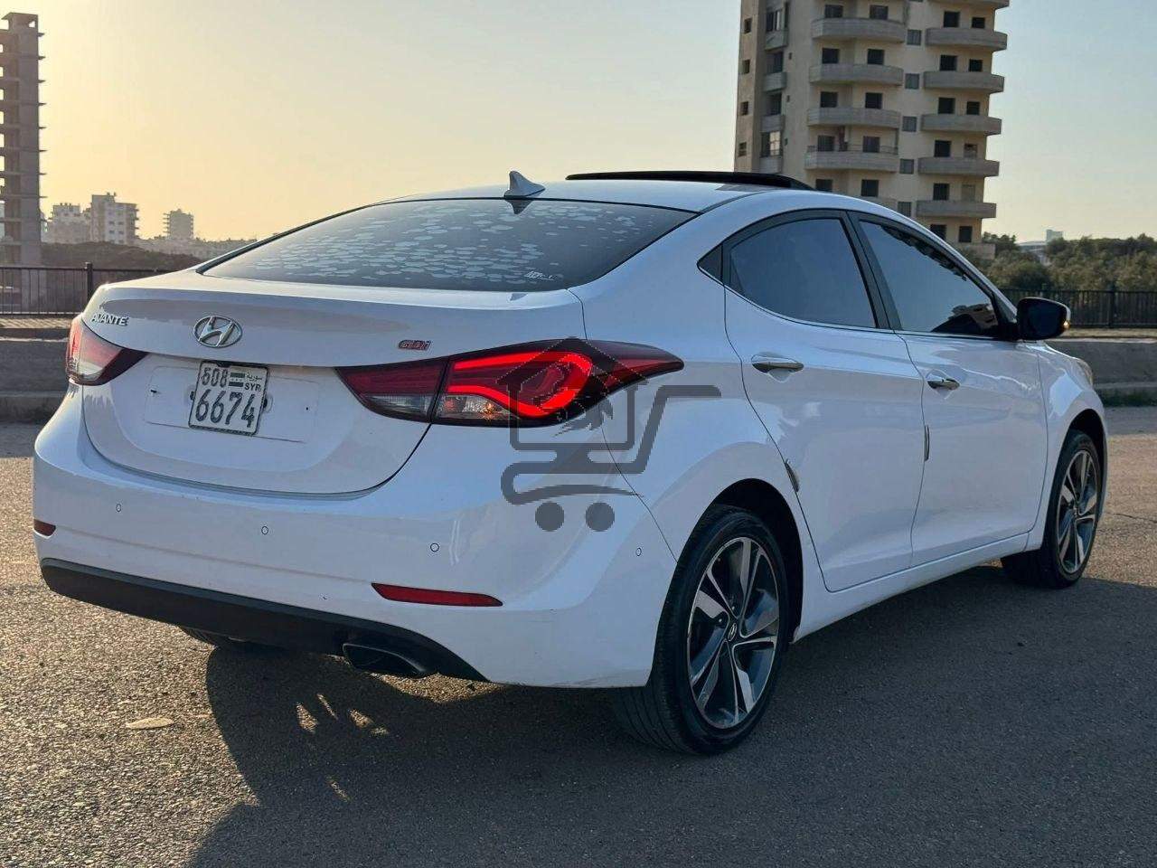 Hyundai Avante 2014 - الصورة 4