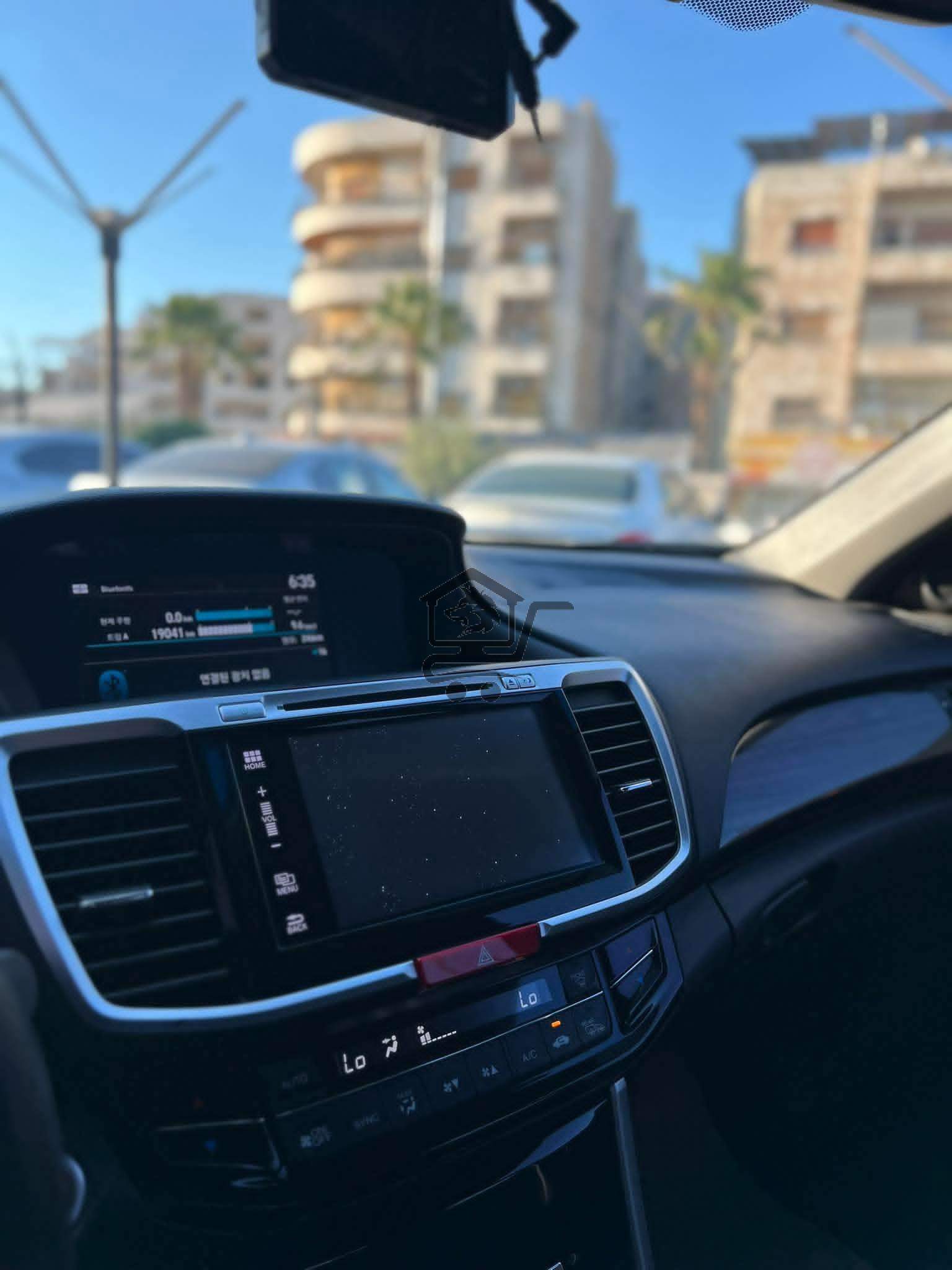 Honda Accord - الصورة 4