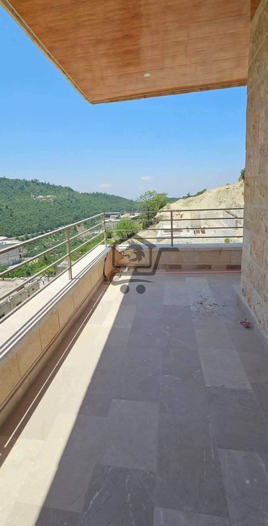 مصيف بإطلالة ساحرة - الصورة 1