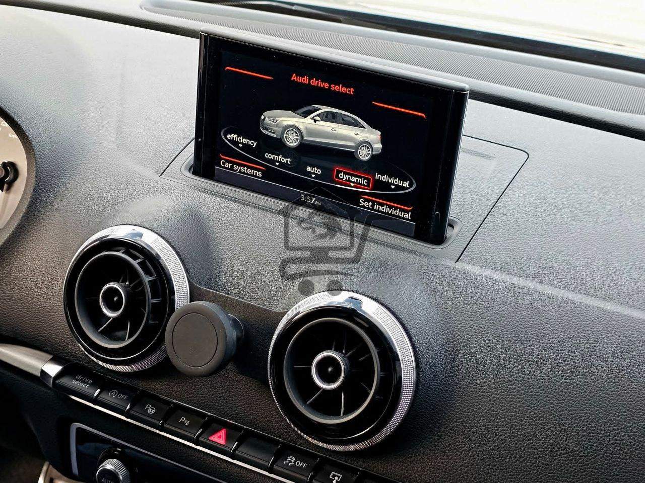 AUDI S3 SLINE - الصورة 9