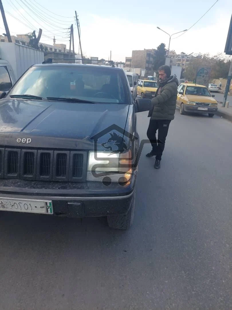 جيب شيروكي - الصورة 3