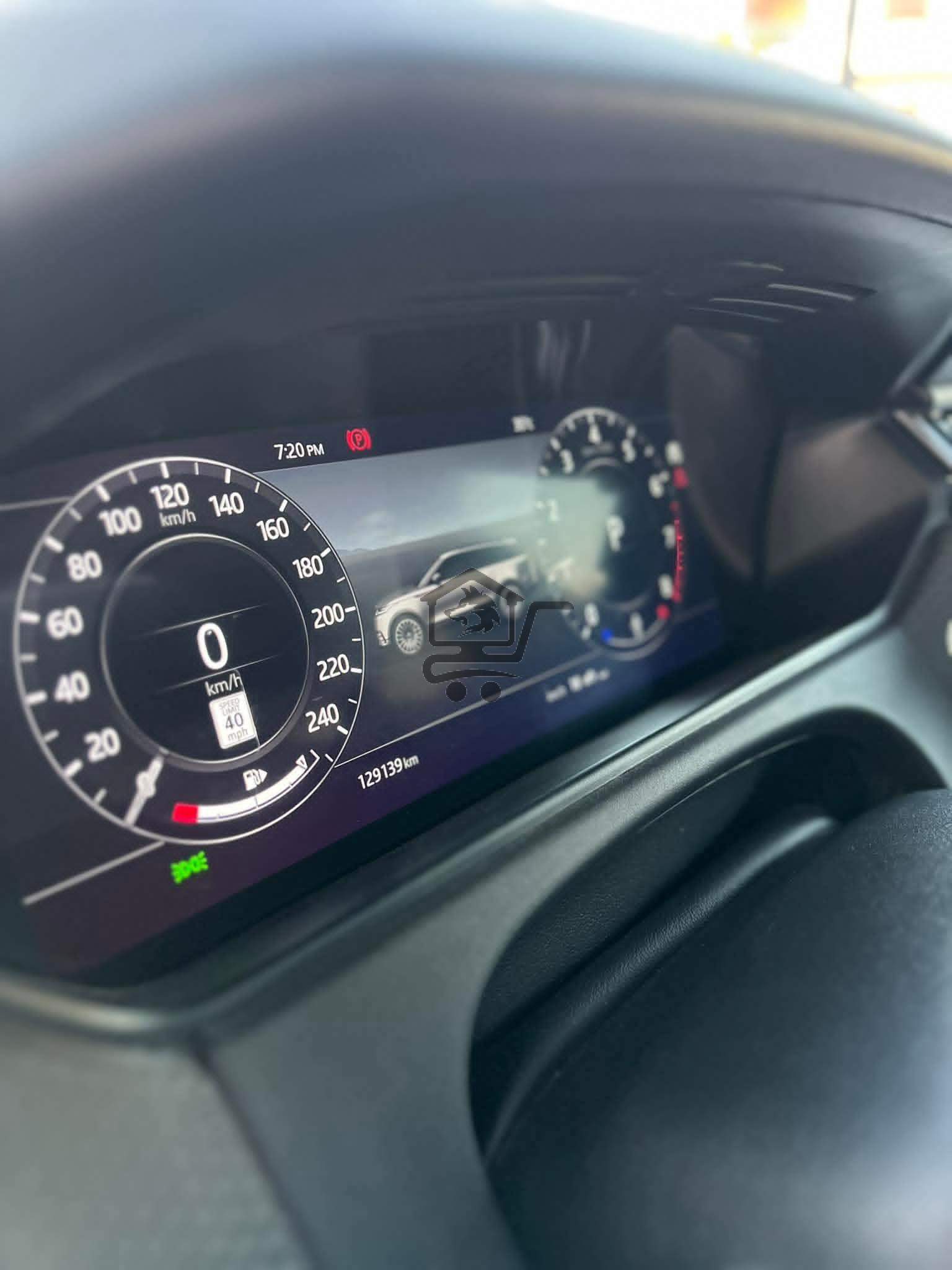 Range Rover Velar - الصورة 7