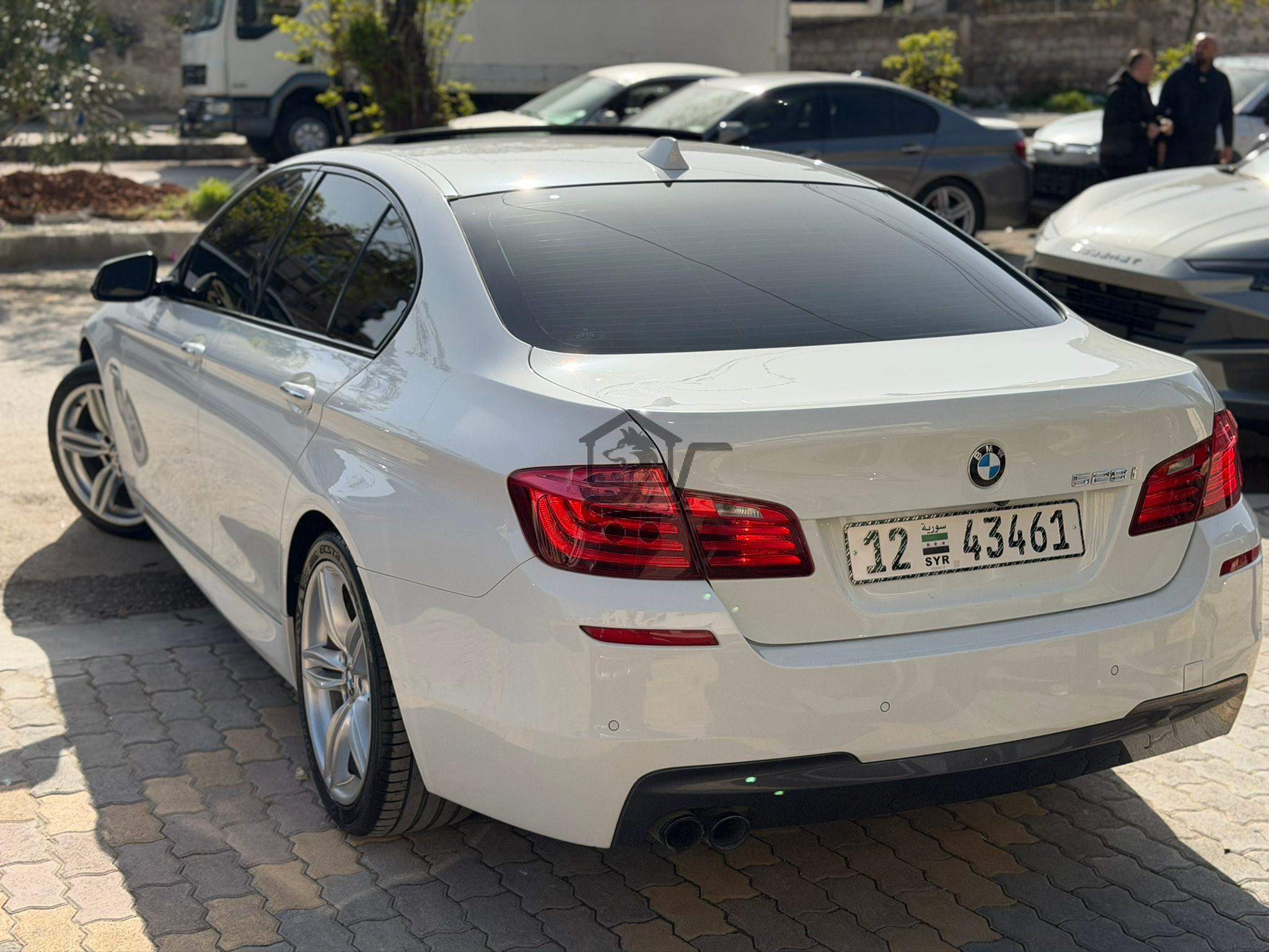 BMW 528i 2014 - الصورة 4