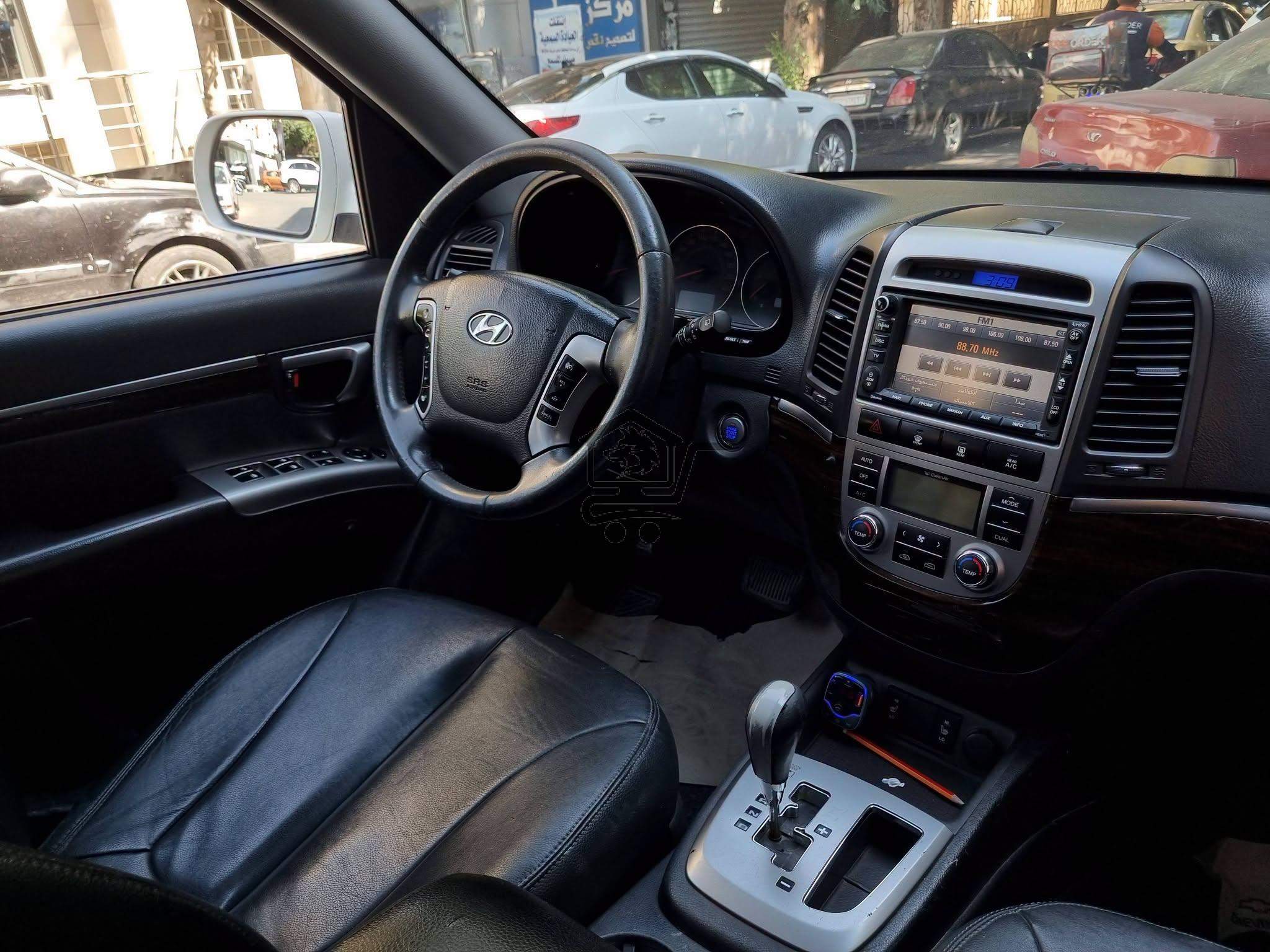 Hyundai Santafe 2010 - الصورة 6