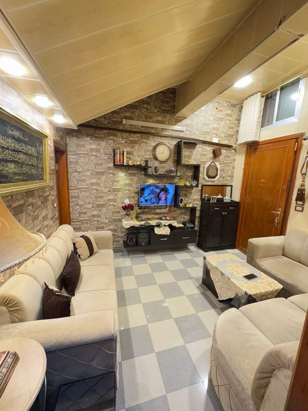 استديو بدون عفش - الصورة 2