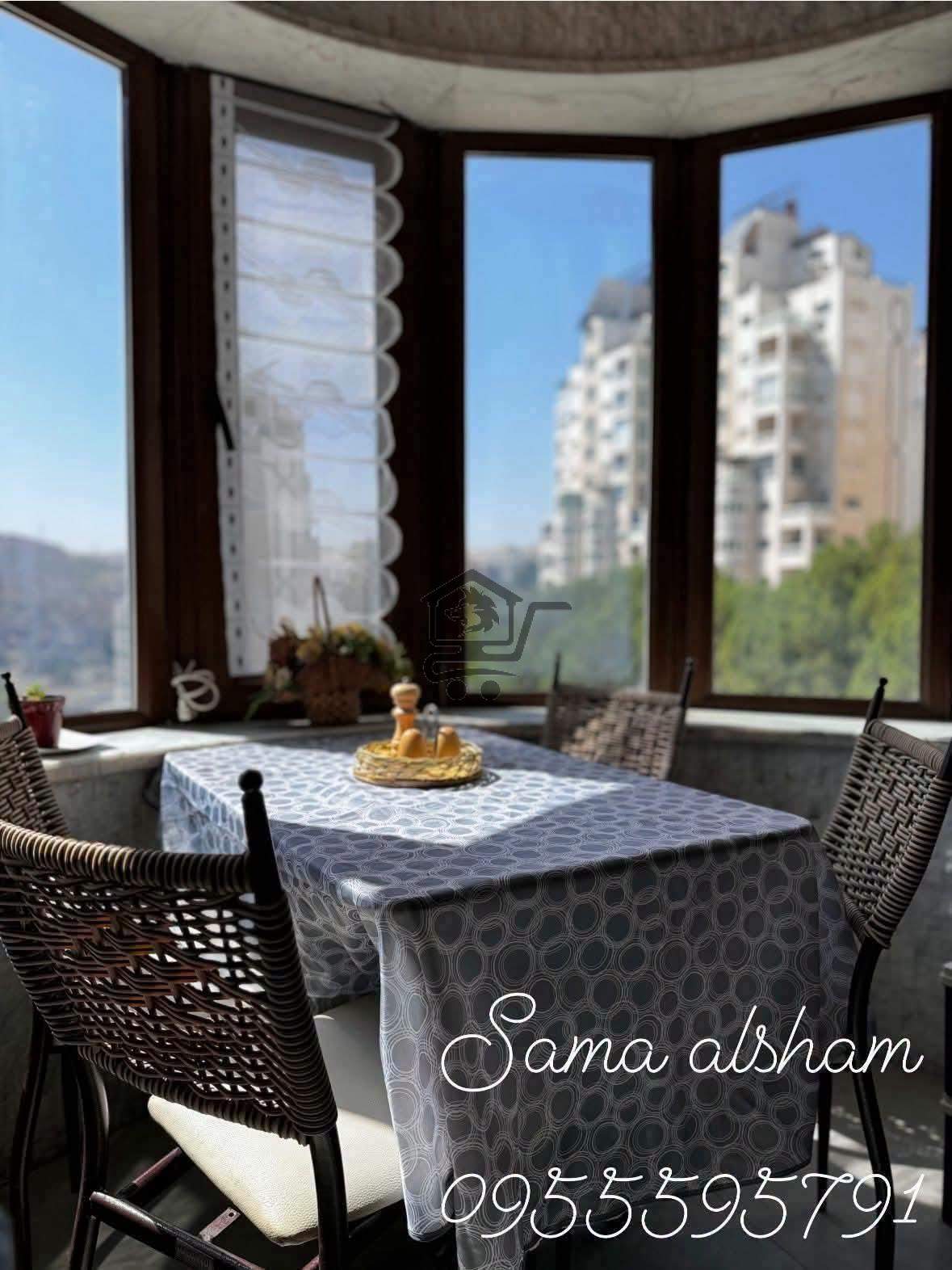 منزل فاخر للبيع - الصورة 1