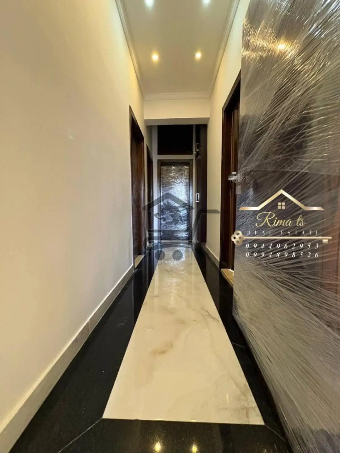 منزل عصري بموقع خدمي وراقي - الصورة 6