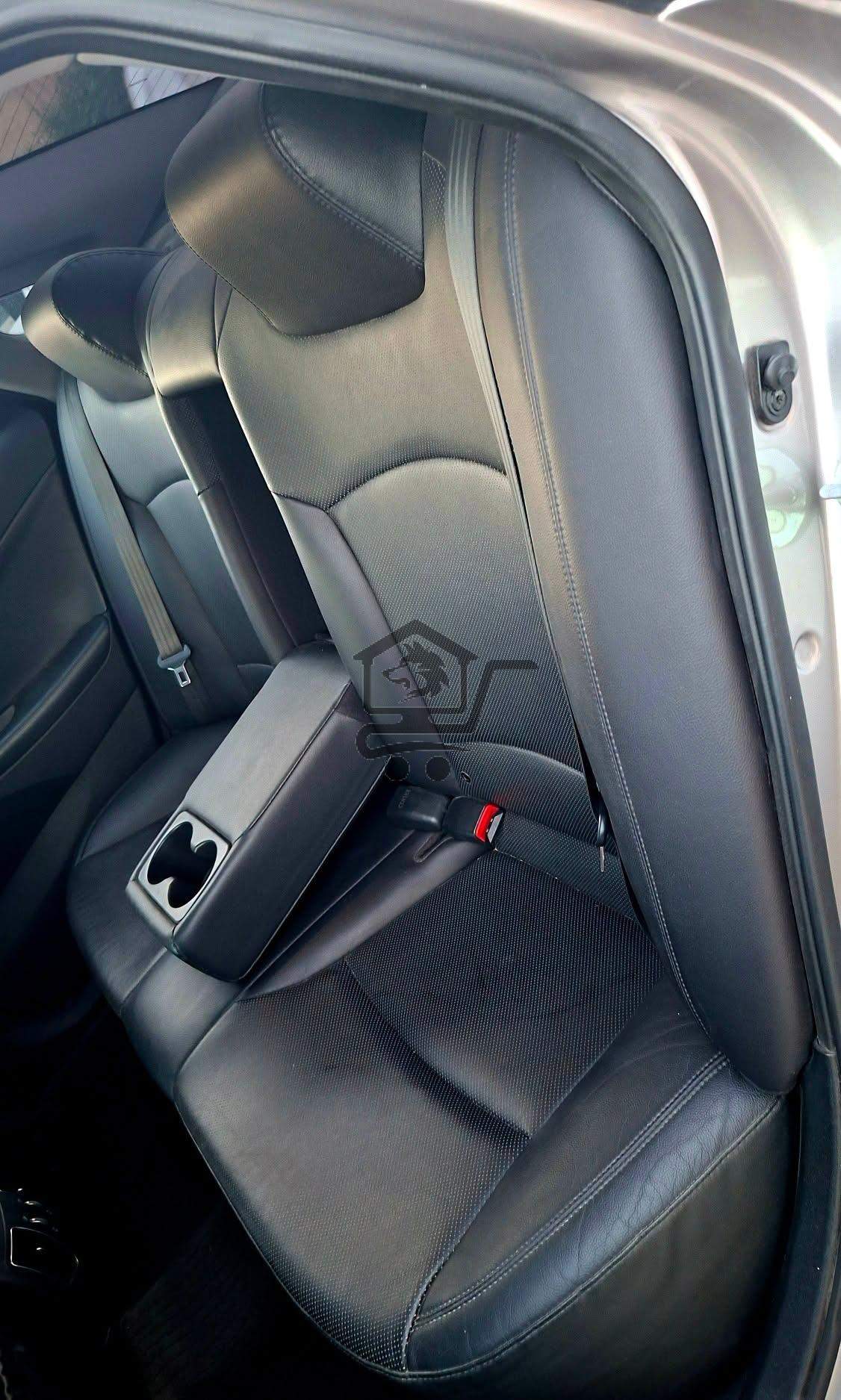 Hyundai Sonata 2013 - الصورة 9