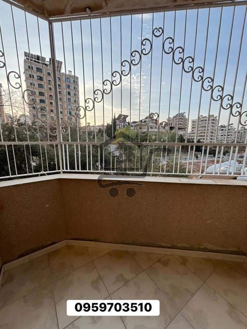 شقة بإطلالة رائعة✨ - الصورة 3