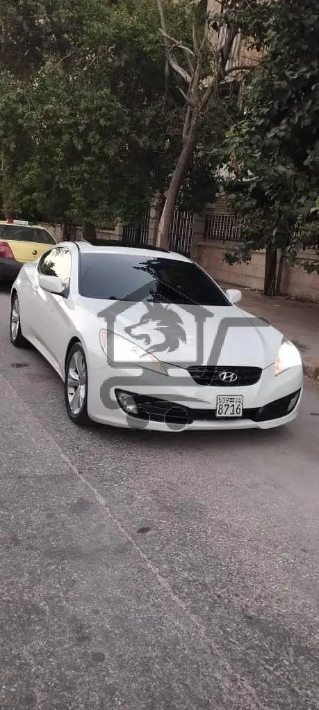 هيونداي جينسس