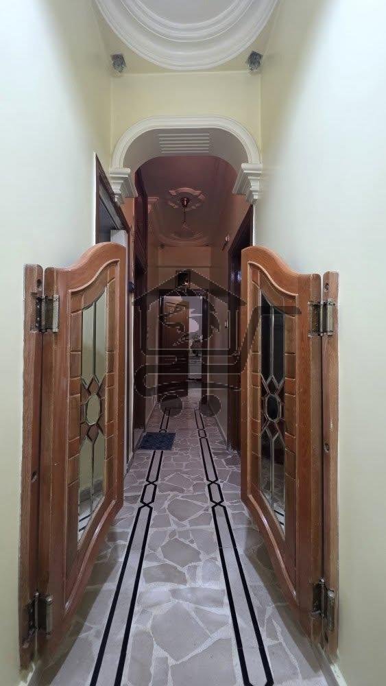 شقة واسعة بموقع جيد - الصورة 3