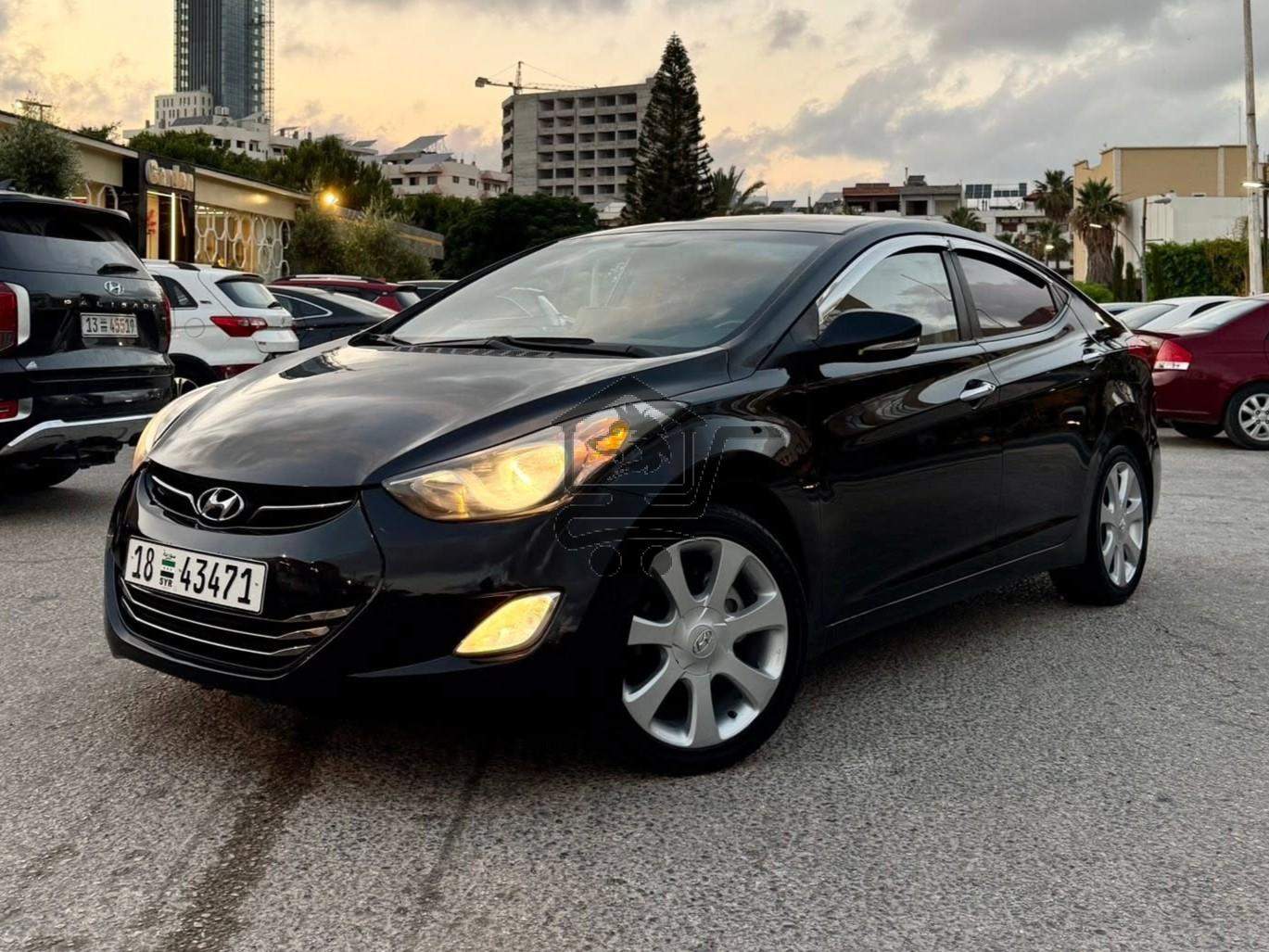 Hyundai Avante 2011 - الصورة 1