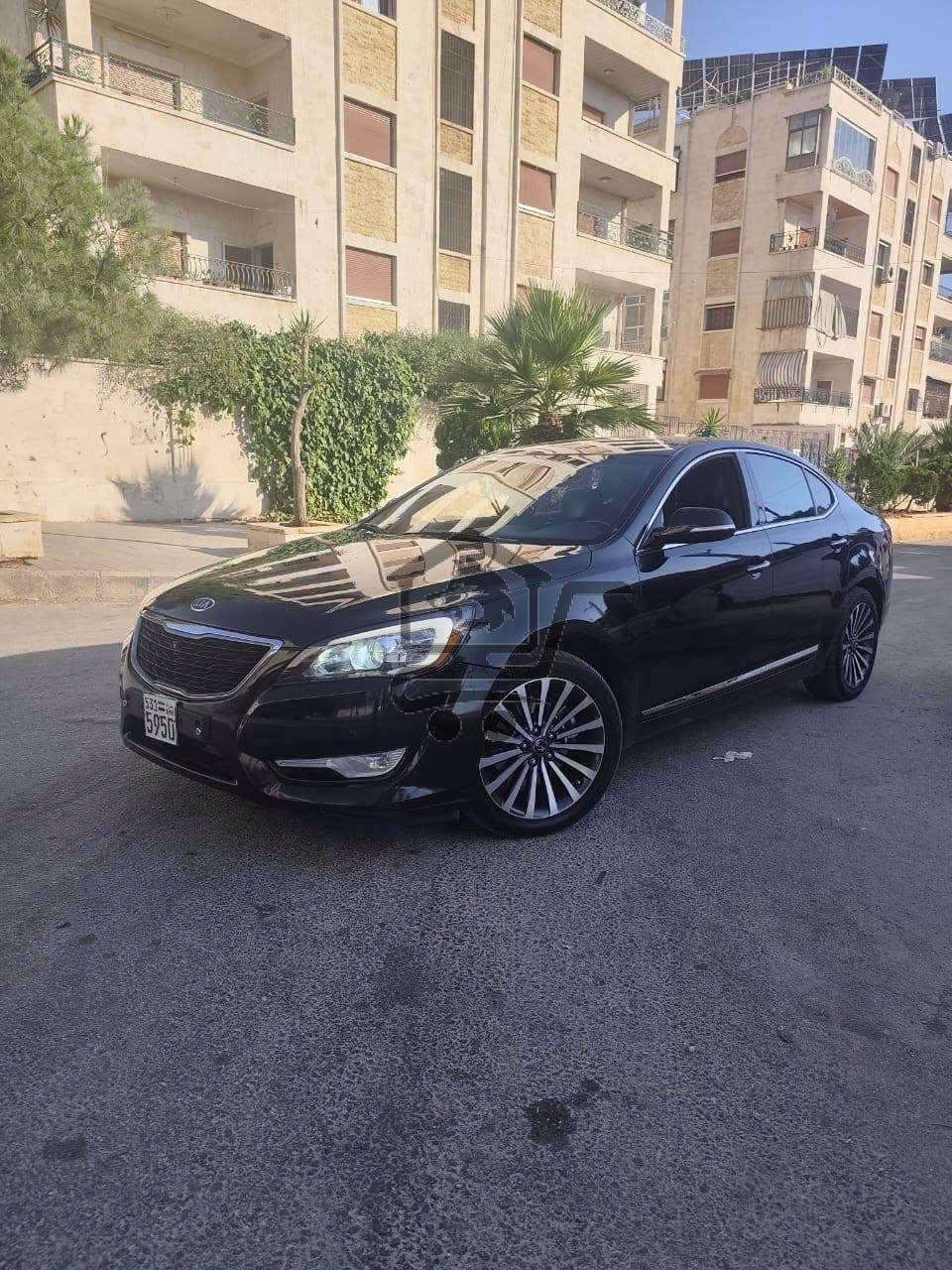 كيا كي 7 2012 - الصورة 1