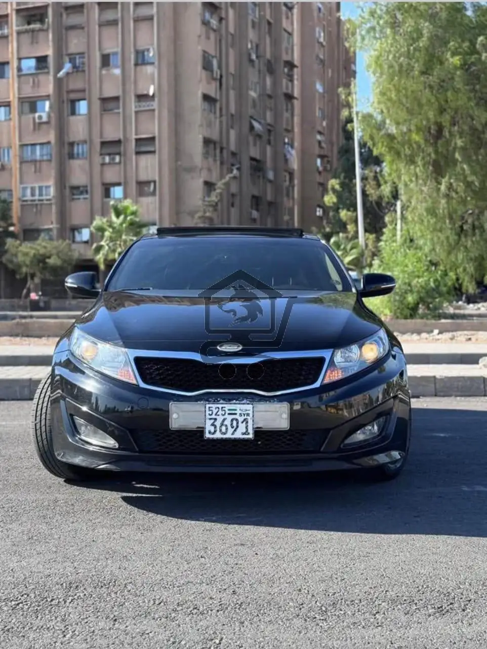 سيارة للبيع - الصورة 1