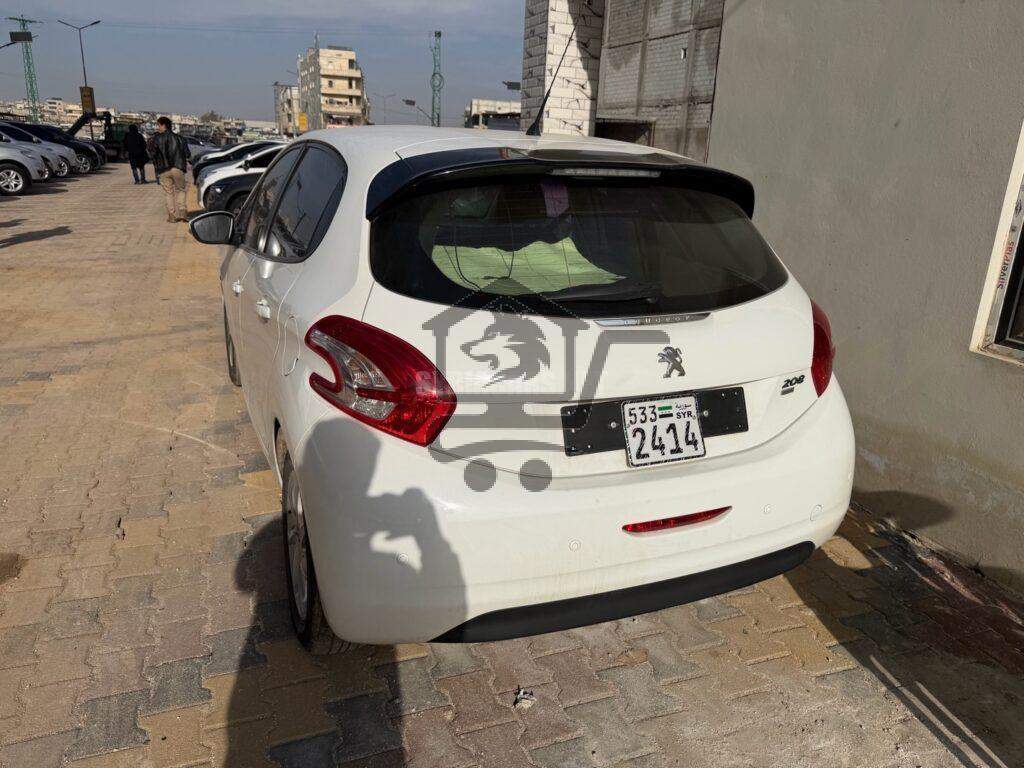 بيجو - Peugeot 208 - الصورة 6