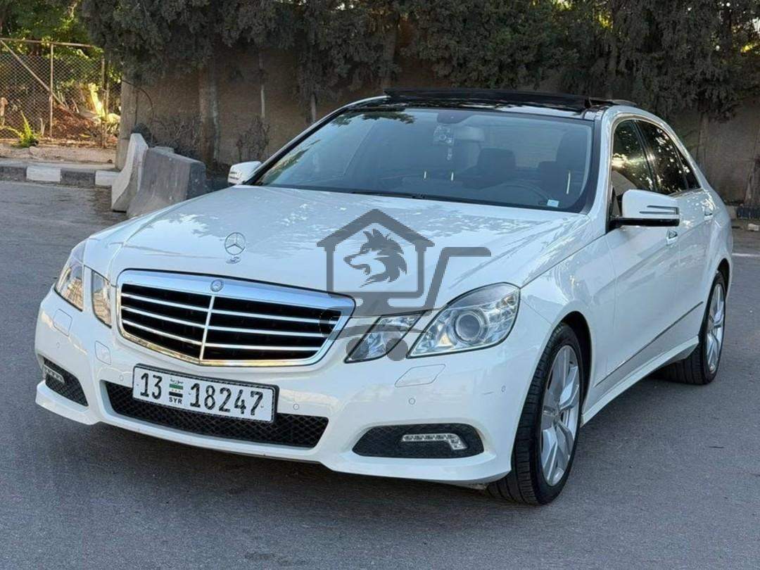 Mercedes E350 Avantgarde - الصورة 1