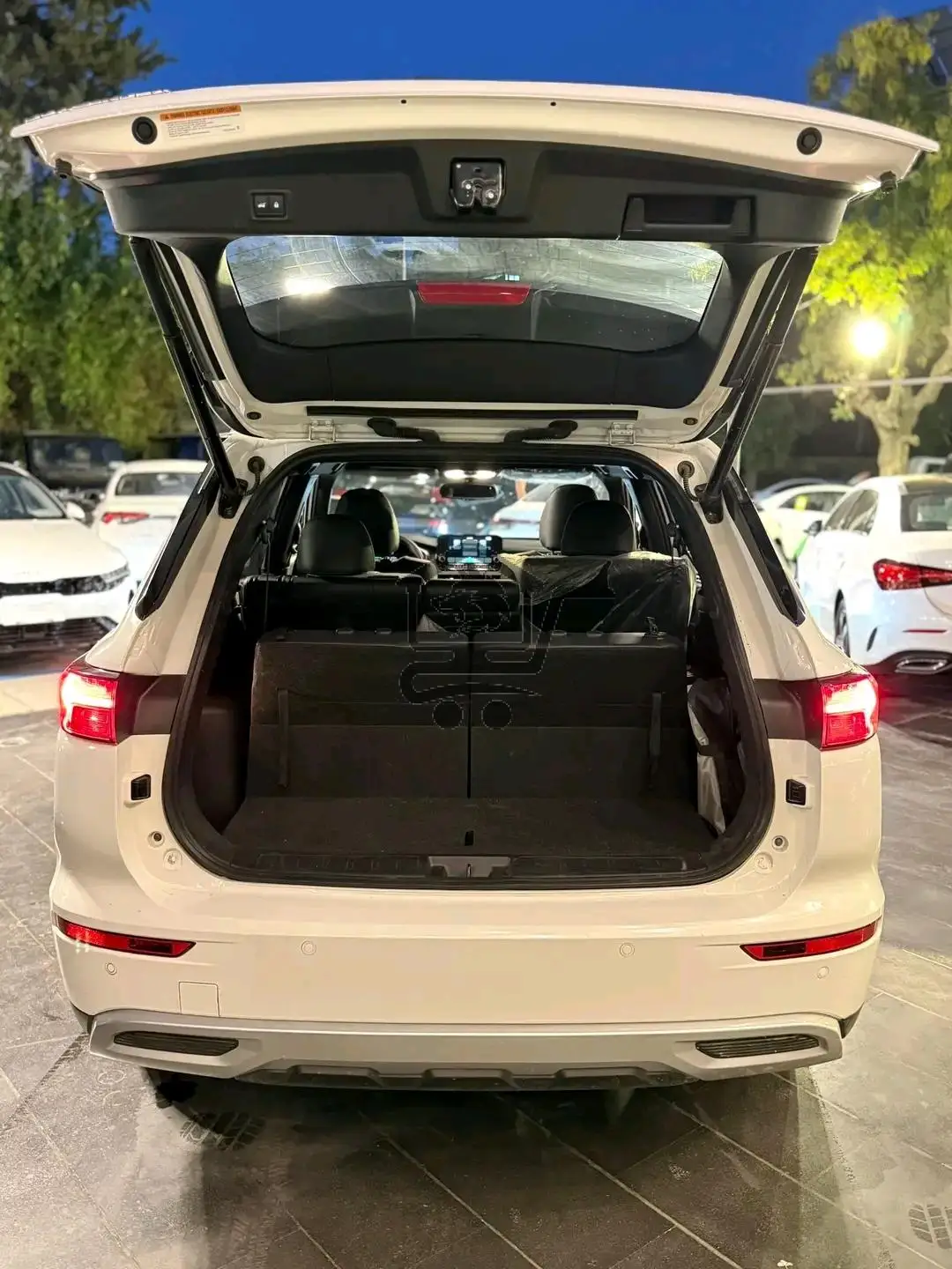 Mitsubishi Out Lander - الصورة 4